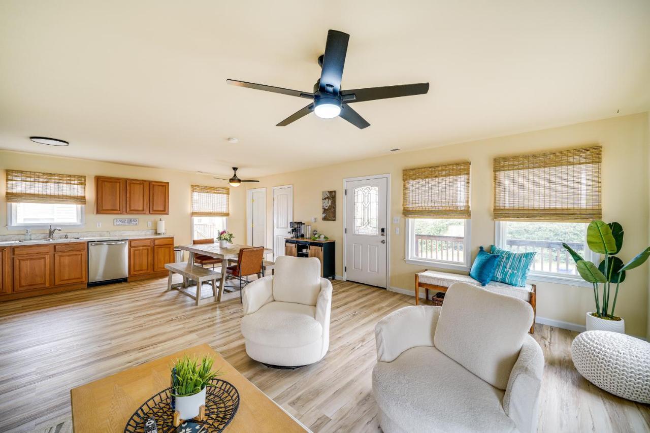 Holiday home Vacation With Hot Tub Near Beach!